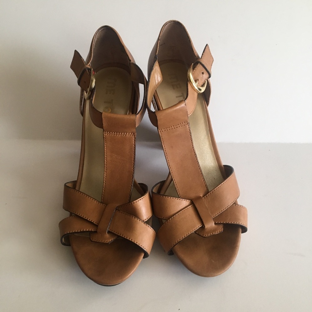 Me Too Danika criss cross t-strap sandal heels